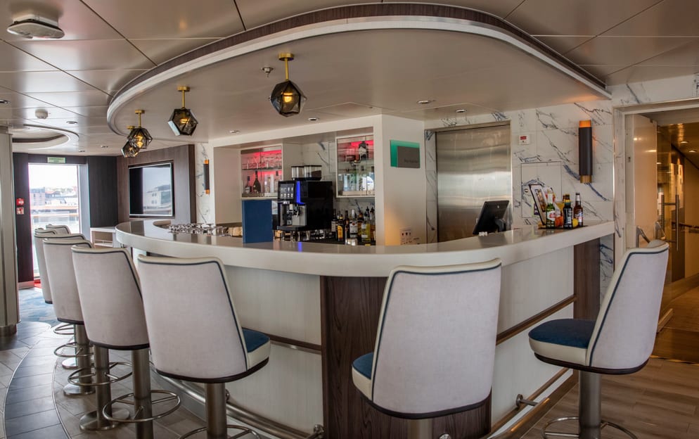 AE Expeditions, SYLVIA EARLE, Blue Hope Bar, Deck 8, Sylvia Earle, Pia Harboure.jpg